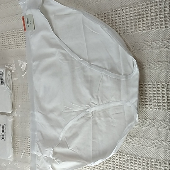 5 Pairs of Jenni Intimates from Macy's XXXL Core Panty in Bright White  NWT - Picture 6 of 8
